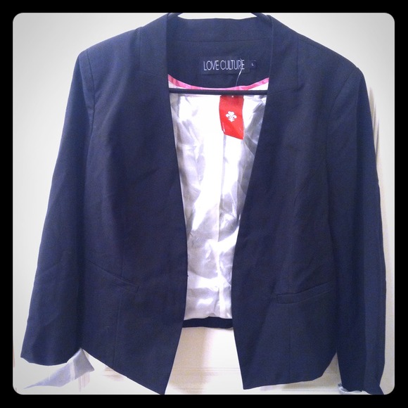 ‼️SOLD‼️Black tailored blazer with white lining