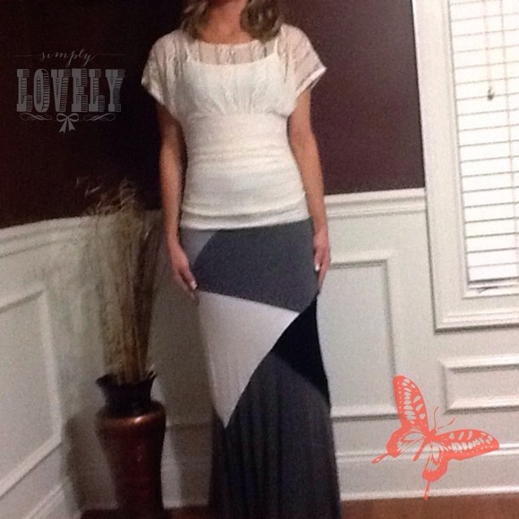 Dresses & Skirts - ✨Color Block Flap Over Waist Maxi Skirt