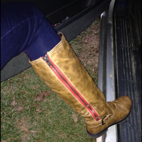 New Madden girl boots I just purchased!! <3