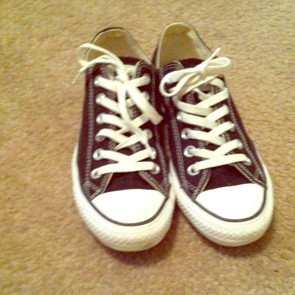 Black and white converse