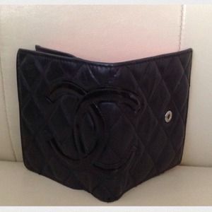 ⬇️Reduced to $30⬇️ Black Chanel Wallet