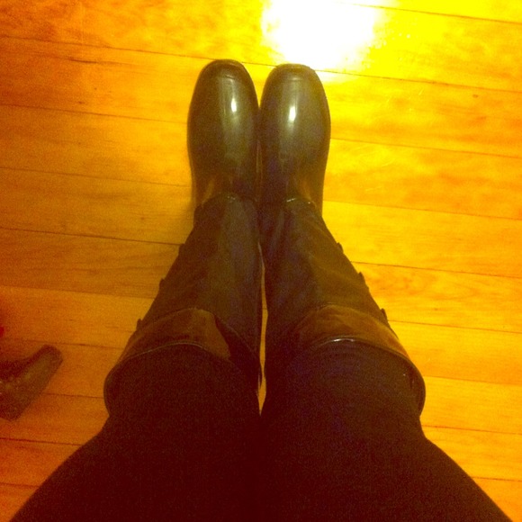 🌟SOLD🌟Calvin Klein rain boots