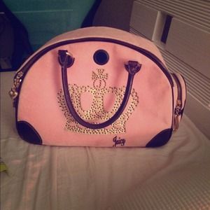 Juicy couture doggy bag!