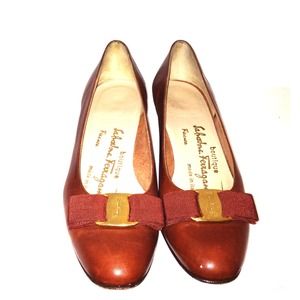 *SOLD* Authentic Salvatore Ferragamo boutique