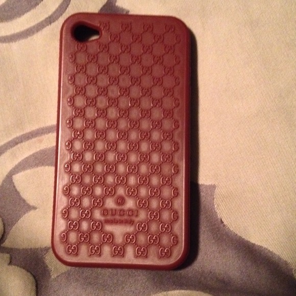 ... Sold..Authentic Gucci iPhone 4/4s case
