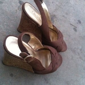 Chocolate Brown wedges