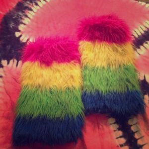 Rainbow Rave Fluffies