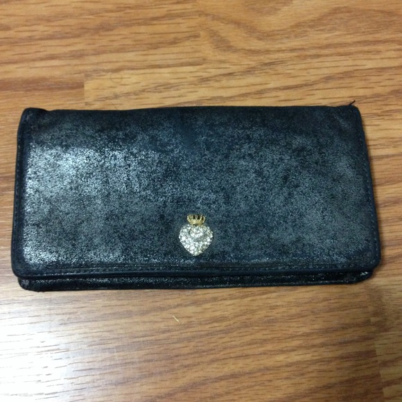 Juicy Couture Clutches & Wallets - Juicy Couture wallet
