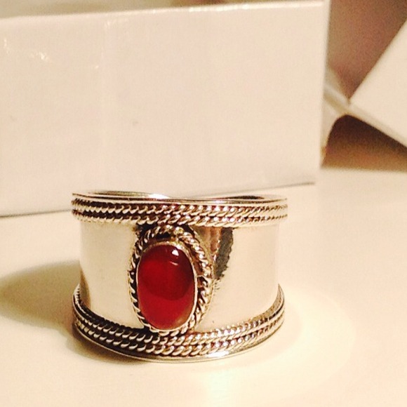 High polished Stirling silver ring with gen. agate