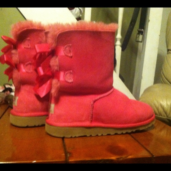 TRADED Child size 4, women size 6.