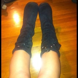 Black Roxy Boots!