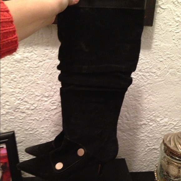 Michael kors pointy toe suede boots