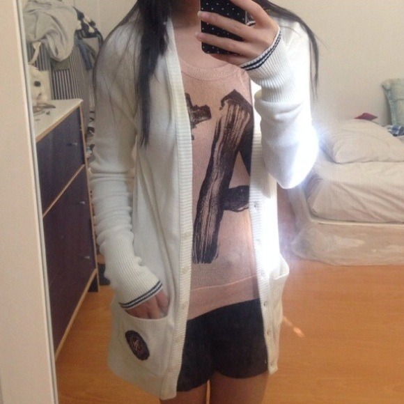 ⛔️SOLD⛔️Abercrombie & Fitch Long Sweater Cardigan - Picture 3 of 4