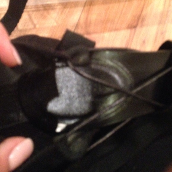 Gucci shoes - Picture 2 of 3