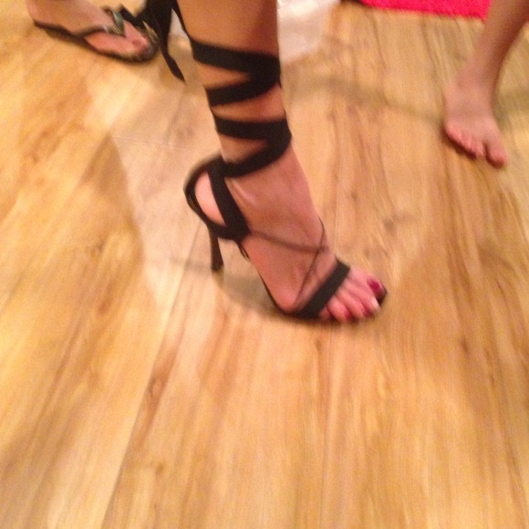 Gucci shoes - Picture 3 of 3