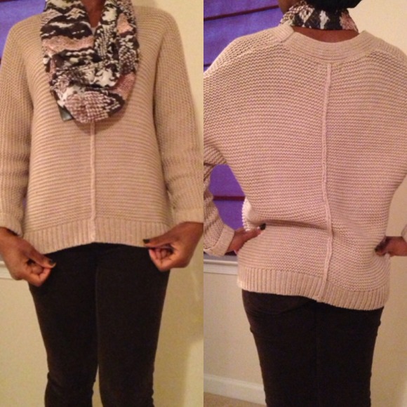 🍂Mossimo dolman tan sweater🍂 - Picture 2 of 4