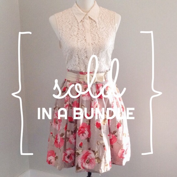 :: SOLD IN A BUNDLE :: Grey Floral Circle Skirt