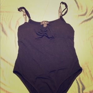 🎈Donatef🎈Black F21 bodysuit New!