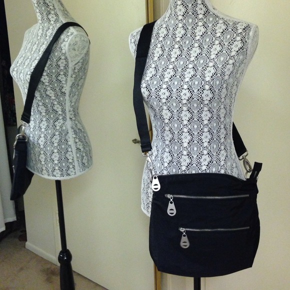 Baggallini ( Side Purse)