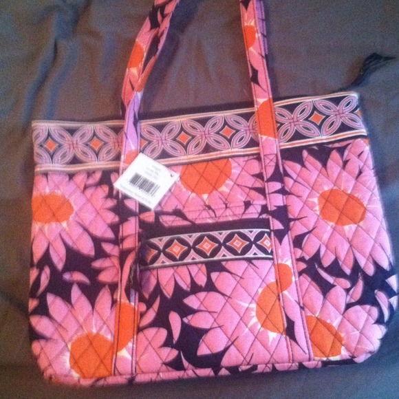 🎀NWT Vera  Bradley Villager tote