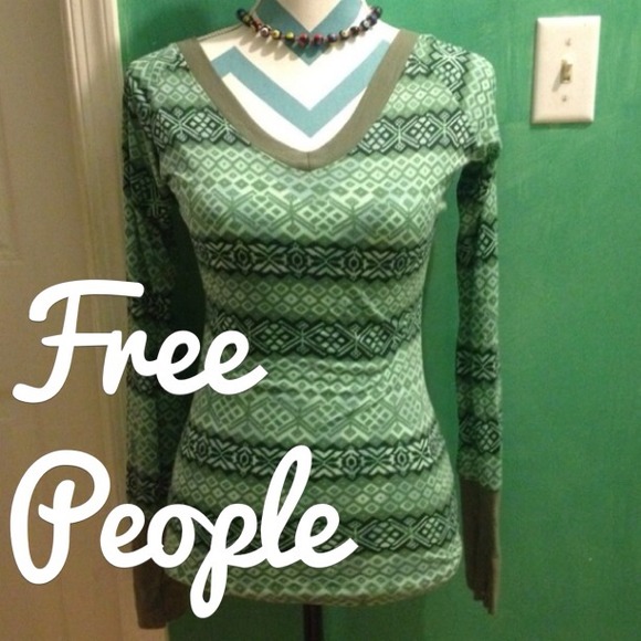 🔴 REDUCED 💚 Winter FREE PEOPLE shirt NWOT