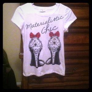 🎀Materialistic chick shirt🎀