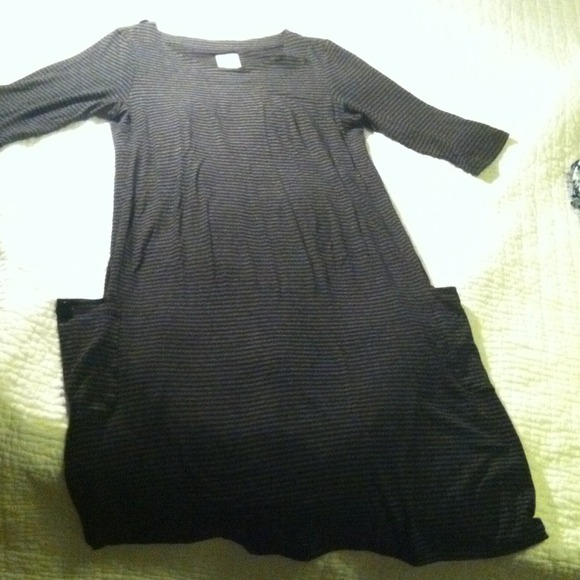 Maternity! Sweet charcoal and black striped dress