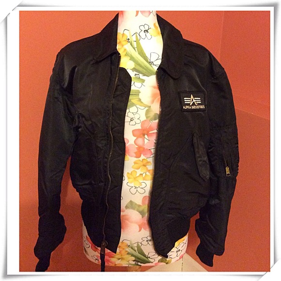 ALPHA-INDUSTRIES WOMENS BLACK FLIGHT JACKET