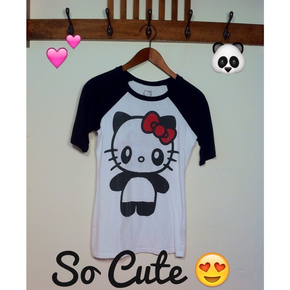 🐼Adorable Hello Kitty Panda Shirt🐼