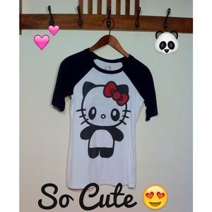 🐼Adorable Hello Kitty Panda Shirt🐼