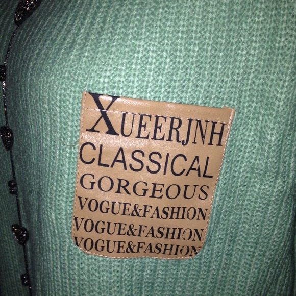 💕Patchwork letter knitted pullovers💕 - Picture 3 of 4