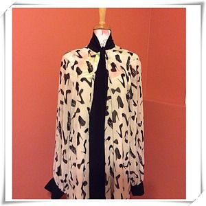 KARDASHIAN COLLECTION DRESS SHIRT