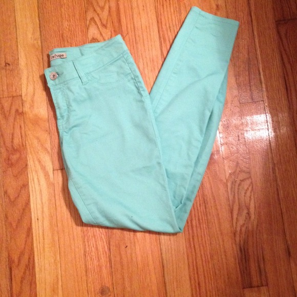 Light blue jean leggings