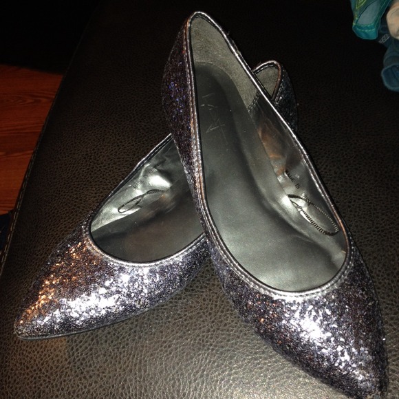 🎉reduced🎉 🌟sparkle silver glitter flats🌟