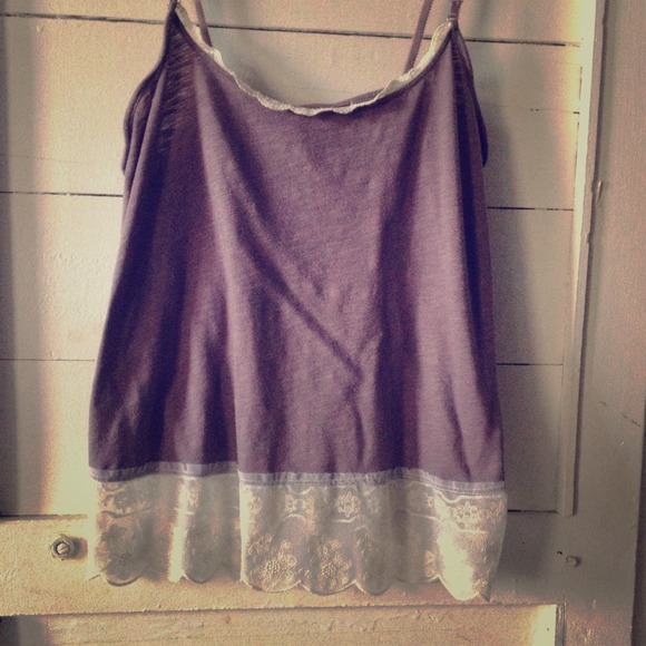 purple lace tank - Picture 1 of 3