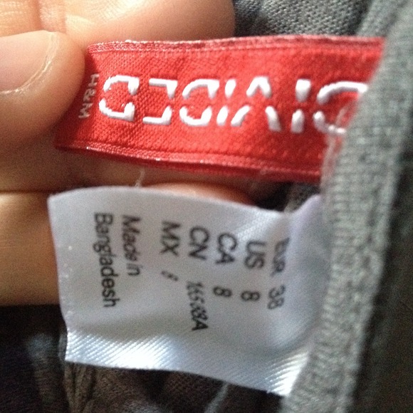 flowy yin yang top - Picture 2 of 3