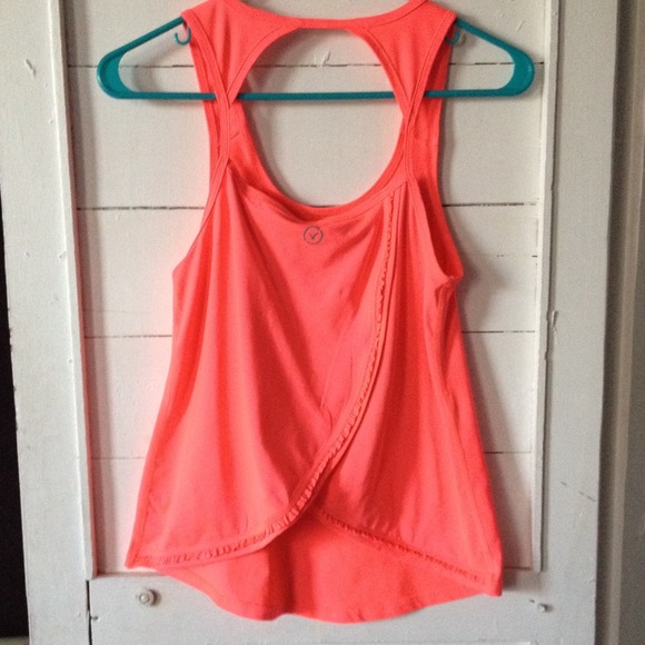 open back hot pink workout tank - Picture 3 of 3