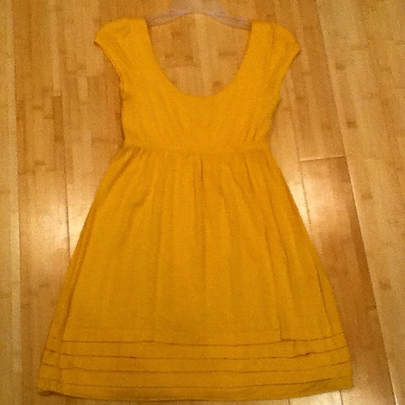 Yellow summer dress - Picture 1 of 1