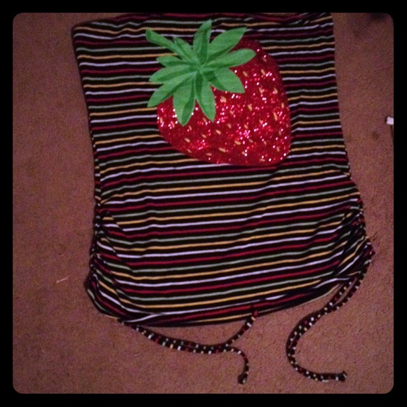 Bongo size XL striped strawberry tube top