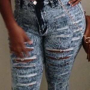 High Waist Jeans.