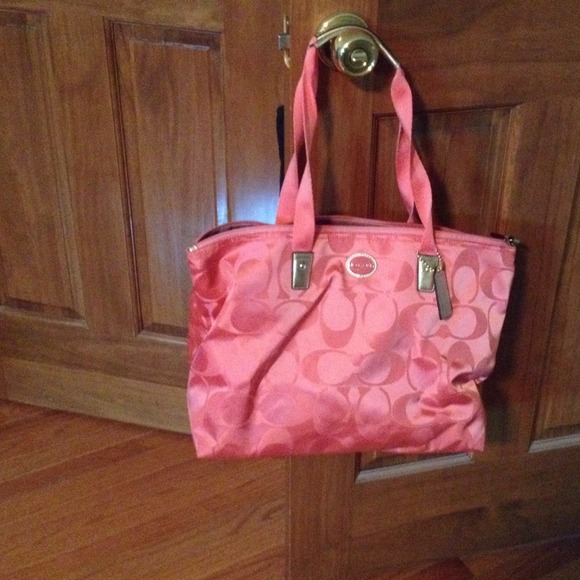 Coach coral packable tote with sm bag