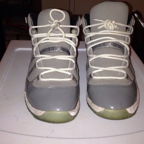 Jordan Cool Grey 11s size 3Y