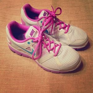 On HOLD! These are for @caitvanderploeg 😁