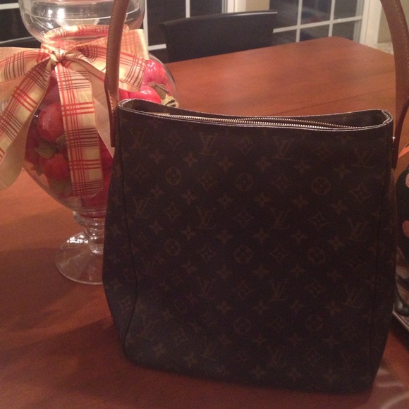 Hold-Authentic Louis Vuitton Large Looping Bag