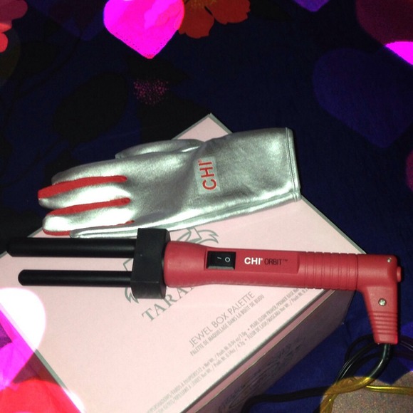 Chi Orbit double dramatics for silky smooth curls!
