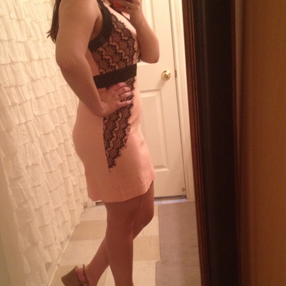 Dress - Picture 3 of 4