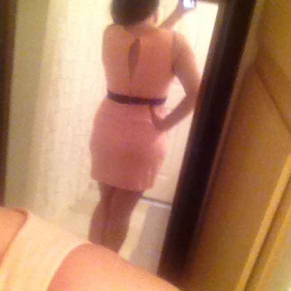 Dress - Picture 4 of 4