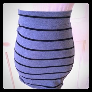 Gray and black striped bodycon skirt