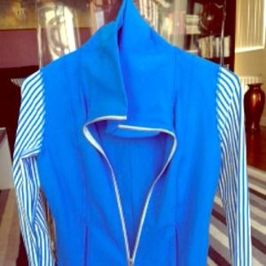 Lululemon Daily Yoga Jacket Sz 6