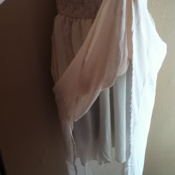 Sold - Picture 2 of 4